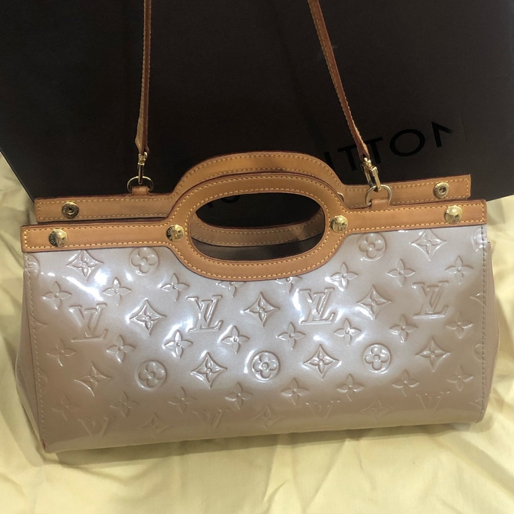Louis Vuitton Shoulder Bag